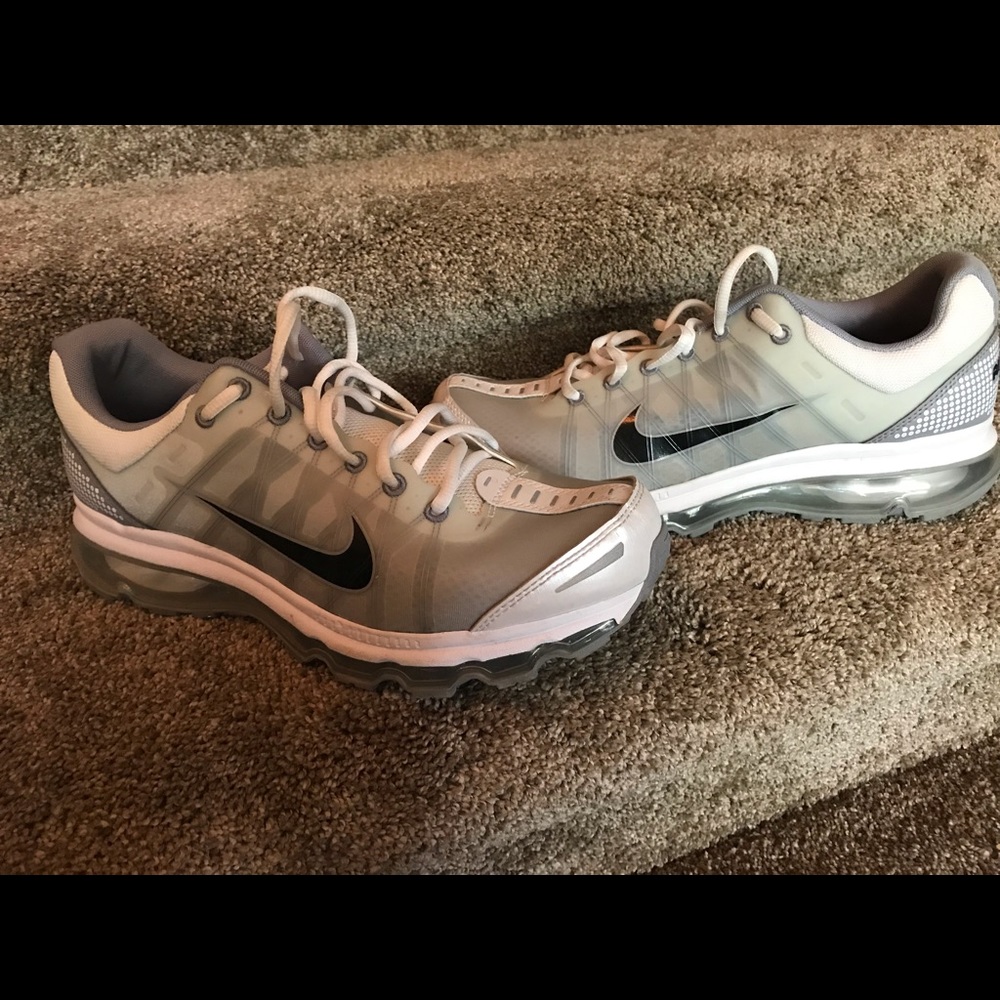 Men’s 2009 Nike Air Max